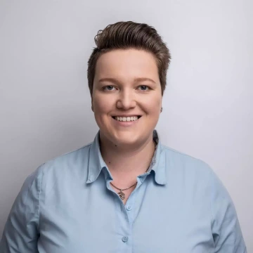 Portrait of product specialist Iveta Tothova